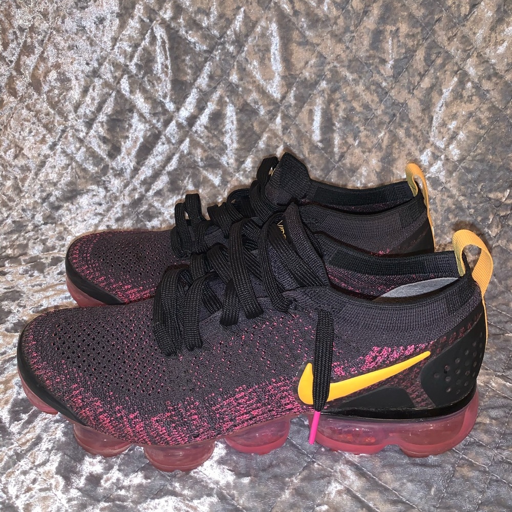 Nike Air Vapormax Flyknit 2